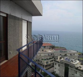 Casa con balcone Lungomare