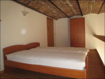 Trilocale arredato con balcone Zona industriale