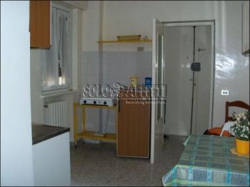 Monolocale arredato con balcone Poggiofranco