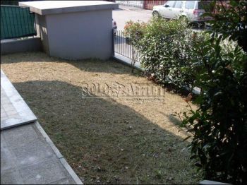 Appartamento arredato con terrazzo Settimo Milanese