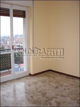 Casa con balcone e garage Vittuone