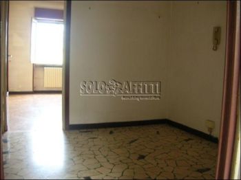 Casa con balcone Ospedale civile