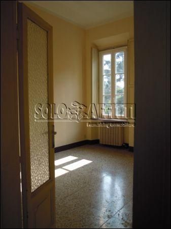 Casa con garage e balcone Brescia antica