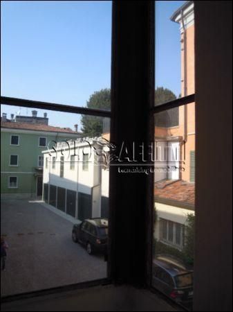 Casa con garage Centro storico nord
