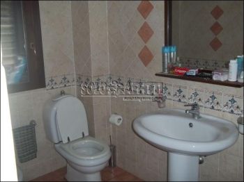 Villa a schiera con garage e terrazzo
