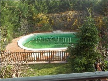 Villa a schiera con garage e terrazzo