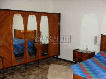 Appartamento arredato con balcone Centro