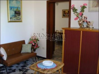 Appartamento arredato con balcone Centro