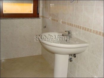 Casa con posto auto e balcone San lussorio