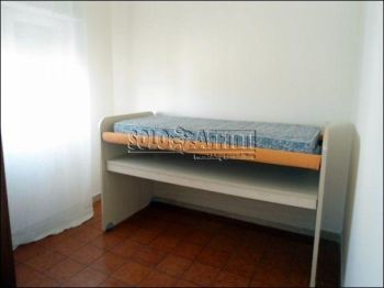 Appartamento arredato con balcone Torre angela
