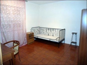 Appartamento arredato con balcone Torre angela