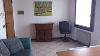Casa arredata con terrazzo Centro storico