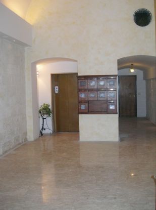 Appartamento arredato con balcone Bari