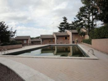 Casa arredata con balcone Cassia, tomba di nerone, roma - Altre fotografie
