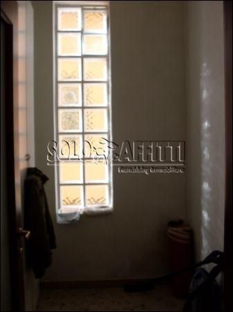 Appartamento arredato con balcone Bareggio