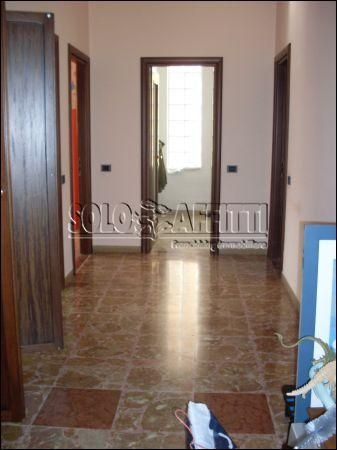 Appartamento arredato con balcone Bareggio