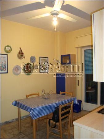 Appartamento arredato con posto auto