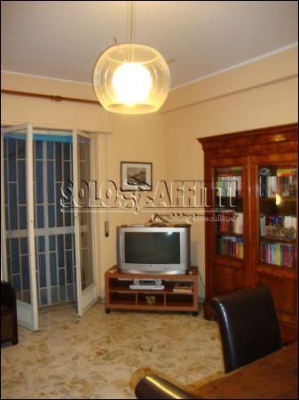 Appartamento arredato con posto auto