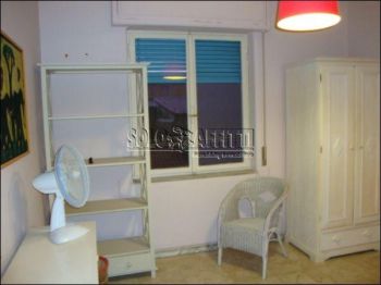 Appartamento arredato con posto auto