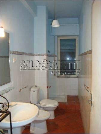 Appartamento arredato con posto auto
