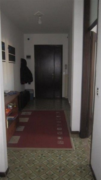 Appartamento con posto auto e terrazzo