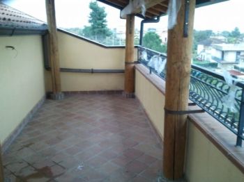 Attico con terrazzo e balcone Misterbianco