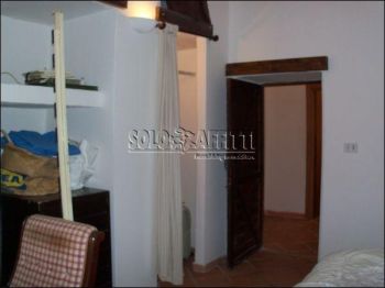 Appartamento arredato con posto auto