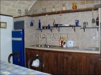 Appartamento arredato con posto auto