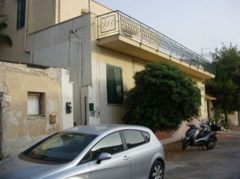 Trilocale con terrazzo Sferracavallo