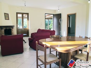 Villa arredata con posto auto Marina di fondi - Altre fotografie