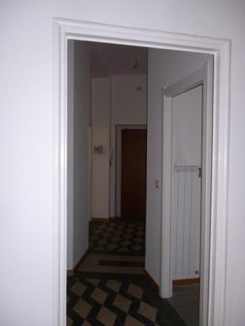 Trilocale con balcone 7- baggio, de angeli, san siro