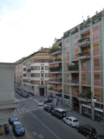 Trilocale con balcone 7- baggio, de angeli, san siro