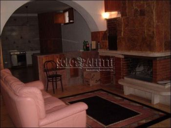 Villa arredata con posto auto Agna