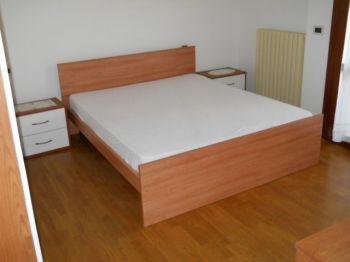 Casa con terrazzo e posto auto Noale