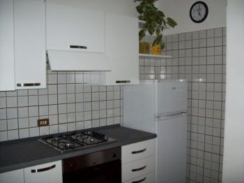 Appartamento con terrazzo e posto auto