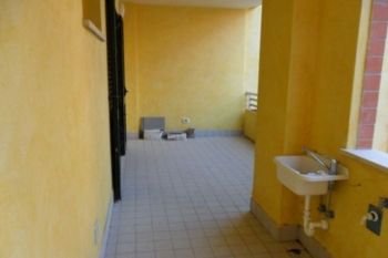 Bilocale con balcone e aria condizionata - Altre fotografie