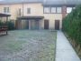 Rustico con giardino e posto auto Vernate