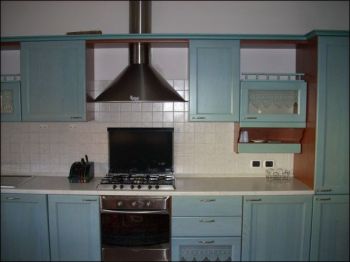 Trilocale arredato con terrazzo Pascoli