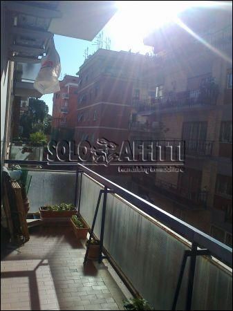 Trilocale arredato con balcone Gianicolense