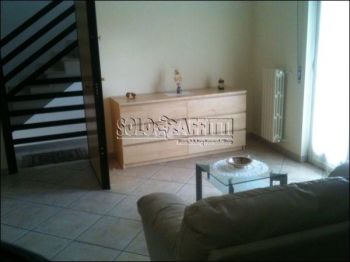 Appartamento arredato con balcone Centro
