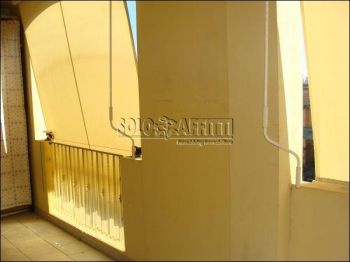 Appartamento con posto auto e balcone