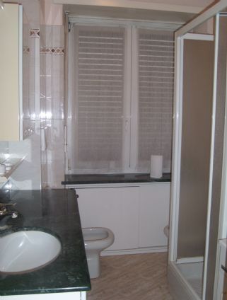 Appartamento arredato con balcone Santa rita