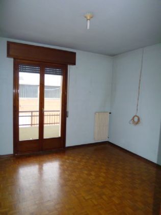 Trilocale con balcone Salsomaggiore Terme
