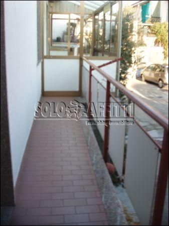 Villa nuova costruzione con balcone