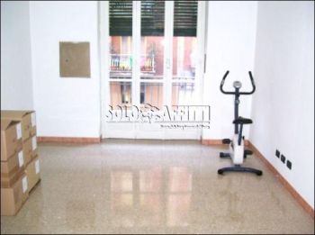 Casa con balcone Vanchiglia