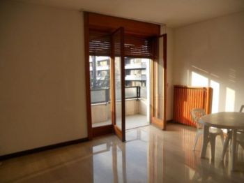 Bilocale arredato con balcone Bresso - Altre fotografie