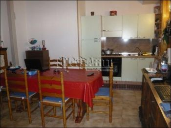 Appartamento arredato con garage Viserba monte