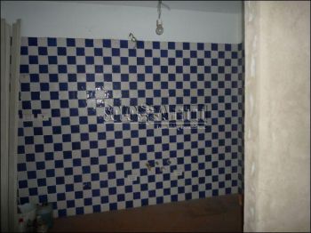 Casa con balcone Arco d'augusto