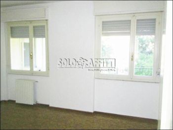 Casa con balcone e garage Sassari