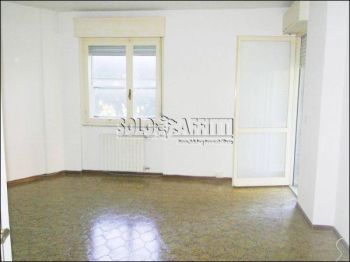 Casa con balcone e garage Sassari